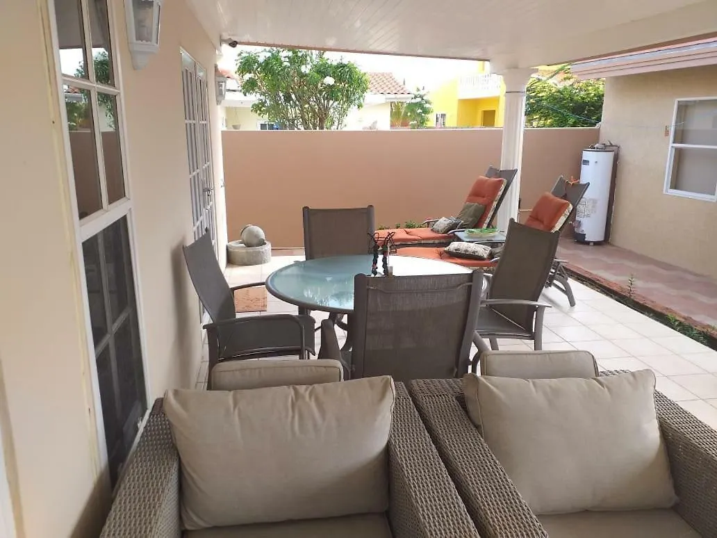 Caya Ritmo Apartments Palm Beach Vandrerhjem