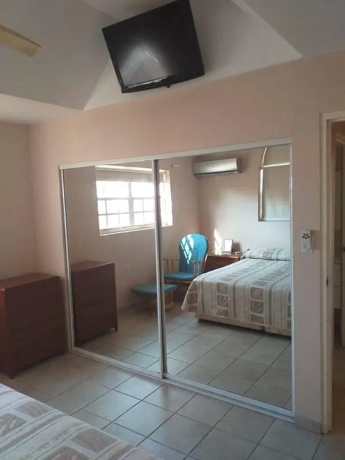 호스텔 Caya Ritmo Apartments 팜비치 아루바